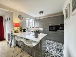 Kitchen- click for photo gallery